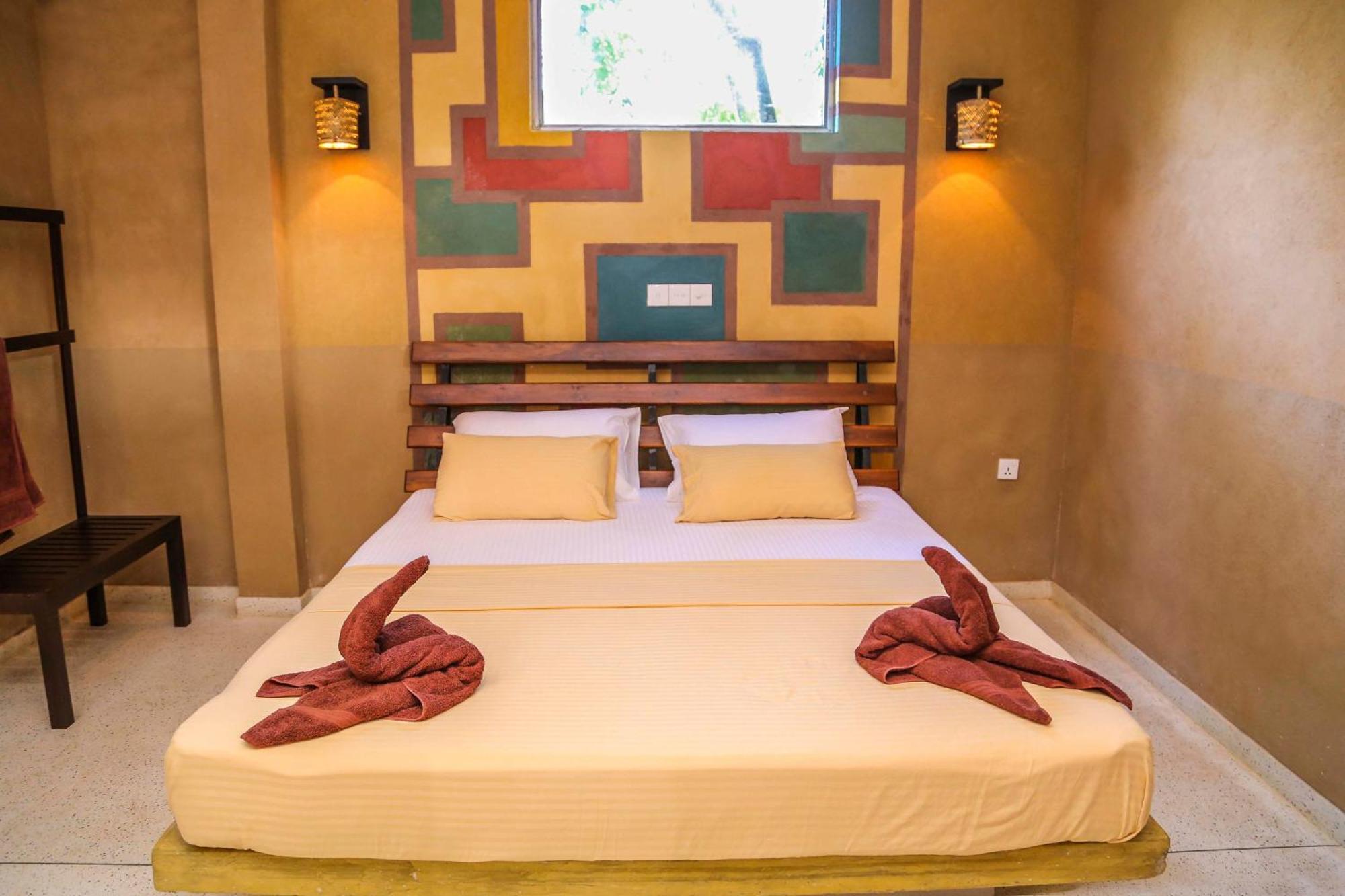Eco Square Resort Мириса Екстериор снимка
