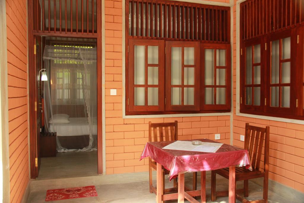 Eco Square Resort Мириса Екстериор снимка