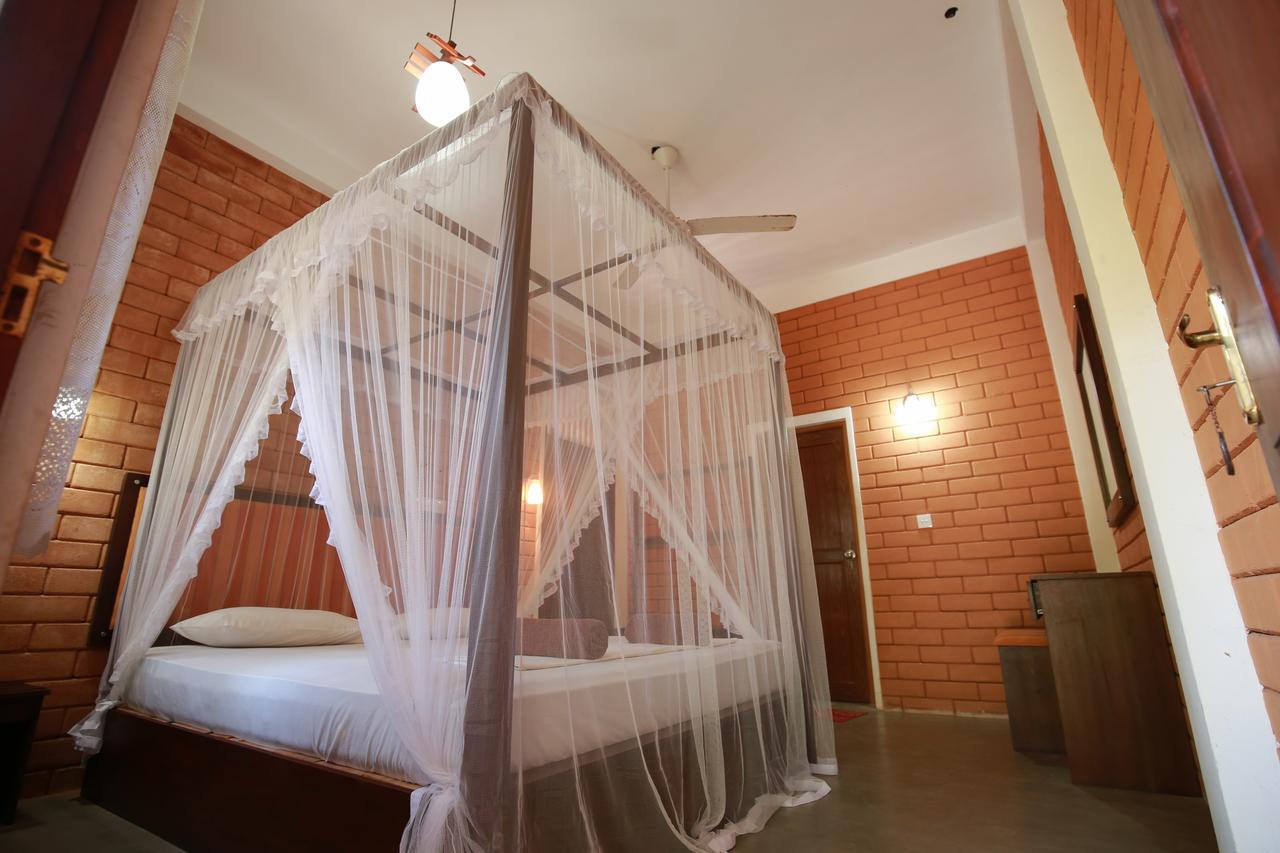 Eco Square Resort Мириса Екстериор снимка